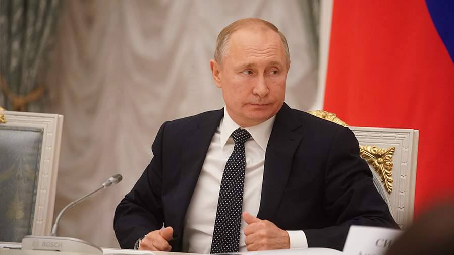 Семейную ипотеку привяжут к количеству детей чем их будет больше тем ниже будет ставка Другие поручения Путина Власти проработают вариант частичного погашения кредита государством до 450 тысяч рублей при рождении четвёртого и последующих детей Отдельные госпрограммы готовят для улучшения жилищных условий семей особый акцент на семьях с детьми младше 7 лет Также обсуждается внесение изменений в законодательство о рекламе чтобы усилить акцент на семейной тематике Вузам направят рекомендации по созданию более комфортных условий обучения для студенток с детьми UFA RB Подписаться Прислать новость Подпишитесь на нас в МАХ