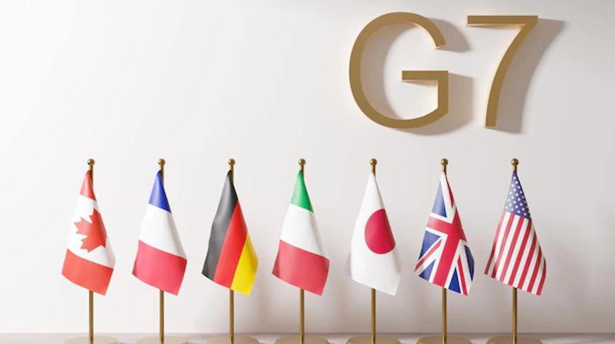 Саммит G7 может пройти без итогового заявления из-за позиции Дональда Трампа Вместо совместной декларации участники предполагают принять семь отдельных документов по разным сферам. Как сообщила японская газета Nikkei, соглашения будут посвящены сотрудничеству в сферах полезных ископаемых, искусственного интеллекта, инфраструктуры, проблемам миграции. Предполагается не затрагивать вопросы мировой торговли или отношений с Россией, по которым между американским лидером и другими главами государств есть непреодолимые расхождения во мнениях. Саммит G7 пройдёт 15-17 июня в Канаде. Подпишись на «Говорит Москва»