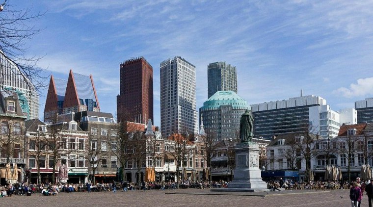 В Гааге прошла XVIII Страновая Конференция Российских Соотечественников 25 октября 2025 года года в г Гаага прошла XVIII Страновая Конференция Российских Соотечественников проживающих в Нидерландах посвящённая теме 80 летие Великой Победы Сохраним историческую память На Конференции были представлены школы выходного дня театры представители русскоязычных СМИ блогеры модераторы крупнейших русскоязычных соцсетей молодёжная секция соотечественников Подробнее