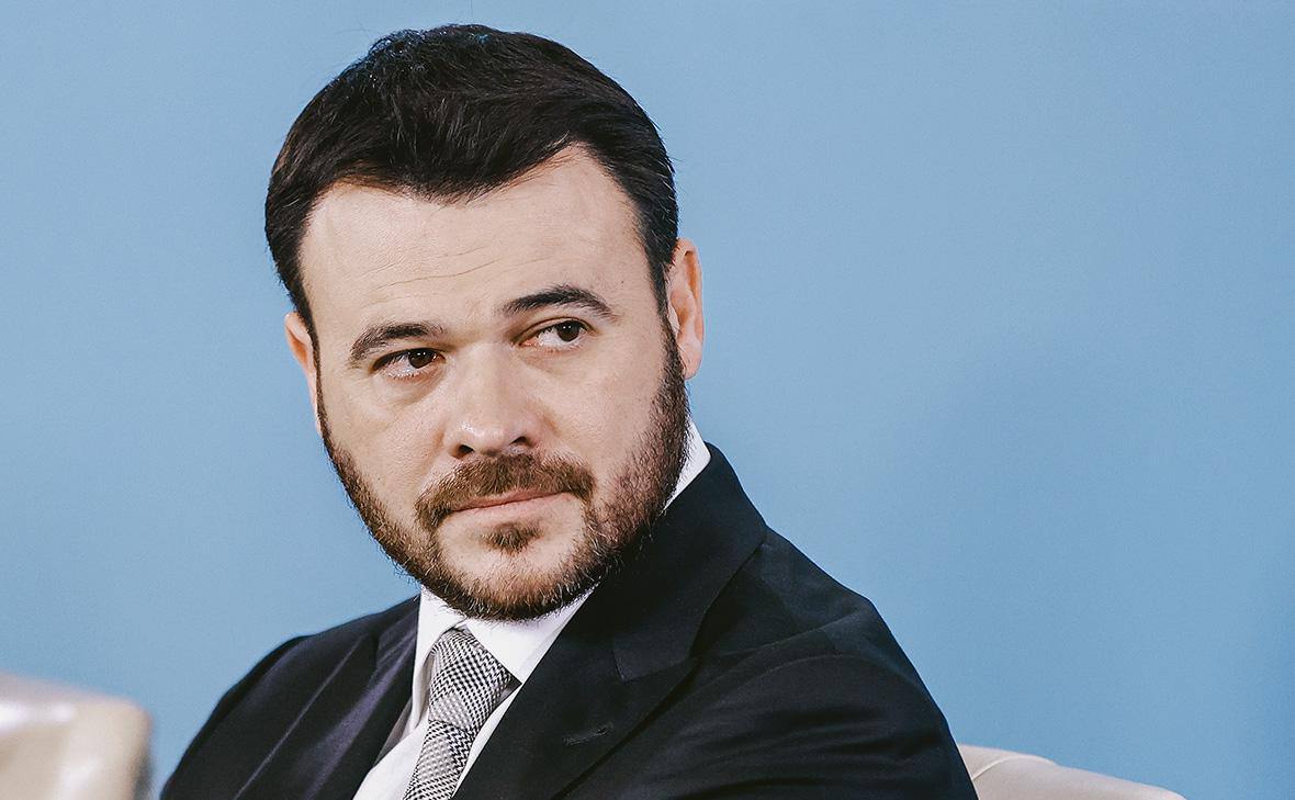 Эмин Агаларов закрывает сетевые рестораны в Москве Рестораны Агаларова Forte Bello Zafferano и Эдоко закрылись в московском ТЦ Авиапарк По словам представителей Agalarov Development компания намерена сосредоточиться на самостоятельных и независимых проектах отказавшись от сетевых ресторанов в торговых центрах По данным NF Group заведения стали менее эффективными из за отсутствия обновления концепций сервиса и адаптации к новым тенденциям рынка что привело к снижению посещаемости и выручки Caucasian bureau