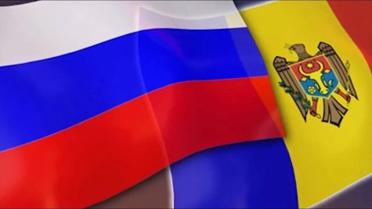 Майя Санду приняла верительные грамоты восьми новых послов российский дипломат остаётся без аккредитации Президент Республики Молдова Майя Санду приняла верительные грамоты от восьми новых послов Европейского Союза Германии Ирландии Израиля Италии Норвегии Швеции и Беларуси Церемония состоялась в президентском дворце в Кишинёве где глава государства подчеркнула важность укрепления двусторонних отношений с этими странами Однако в контексте дипломатических отношений с Россией ситуация остаётся напряжённой Посол Российской Федерации в Молдове Олег Озеров несмотря на прибытие в страну ещё в октябре 2024 года и получение агремана до сих пор не был аккредитован президентом Санду Президент объяснила своё решение множество недружественными действиями со стороны России по отношению к Молдове отметив что неуважительные заявления российских официальных лиц препятствуют принятию верительных грамот Министр иностранных дел Молдовы Михаил Попшой добавил что аккредитация была отложена из за неприемлемых и угрожающих заявлений и действий направленных против Республики Молдова В свою очередь Министерство иностранных дел Российской Федерации выразило недоумение по поводу задержки аккредитации заявив что это нарушает Венскую конвенцию о дипломатических сношениях 1961 года Таким образом текущая ситуация отражает сложность и многогранность внешней политики Республики Молдова где стремление к интеграции с Европейским Союзом сочетается с необходимостью балансировать отношения с соседними странами включая Россию eurasiamoldova
