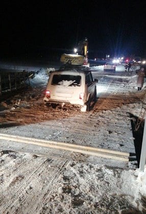 В Усть-Куломском районе восстановили переправу  Движение через Вычегду возле села Вольдино восстановлено после ремонта шарнирного соединения с наплавным мостом.  По мосту разрешено движение для транспорта общей массы не более 30 тонн, сообщает Минстрой Коми.