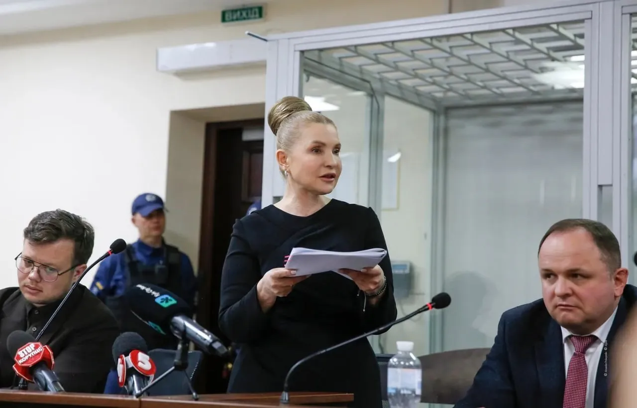 ВАКС вернул Юлии Тимошенко заграничные паспорта В то же время суд оставил в силе другие процессуальные обязательства по делу Тимошенко до 7 июля явиться по требованию детектива прокурора или суда и сообщать об изменении места жительства или работы Напомним Тимошенко подозревают в подкупе депутатов во время голосований в Раде Сайт Страна X Twitter Прислать новость фото видео Реклама на канале Помощь