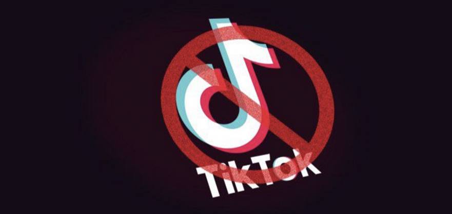 В Сенате вновь подняли вопрос блокировки TikTok  Сенатор Геннадий Шиповских предложил TikTok ввести возрастную фильтрацию контента или полностью заблокировать доступ детям до 13 лет.   В противном случае он призвал рассмотреть блокировку платформы в стране ради сохранения здоровья и моральных ценностей.         YouTube    Instagram   ™  Facebook   ™  TikTok