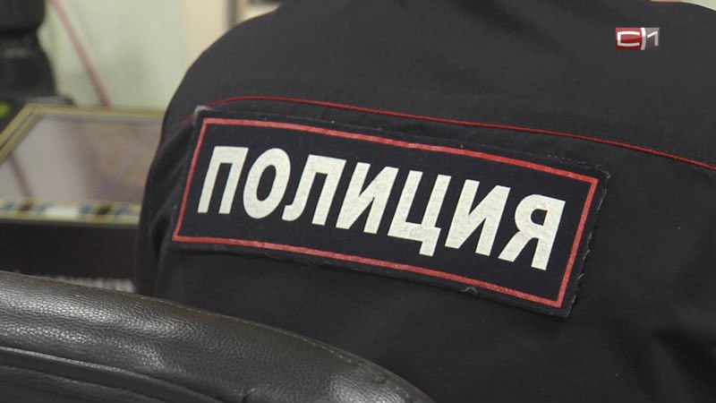 Югорчанка заплатит 200 тысяч рублей за фиктивную регистрацию иностранцев  В Нефтеюганском районном суде рассмотрено уголовное дело в отношении 47-летней местной жительницы, обвиняемой в незаконной регистрации иностранных граждан из ближнего зарубежья.  По данным полиции, в 2023 году женщина, будучи владельцем квартиры, зарегистрировала у себя 22 иностранца, которые фактически не проживали по указанному адресу. Факт незаконной прописки вскрыли сотрудники правоохранительных органов и возбудили уголовные дела.   В настоящее время суд признал югорчанку виновной в инкриминируемом преступлении и назначил штраф в размере 200 тысяч рублей,  — сообщает пресс-служба ОМВД России по г. Нефтеюганску.    Подписаться   Прислать новость