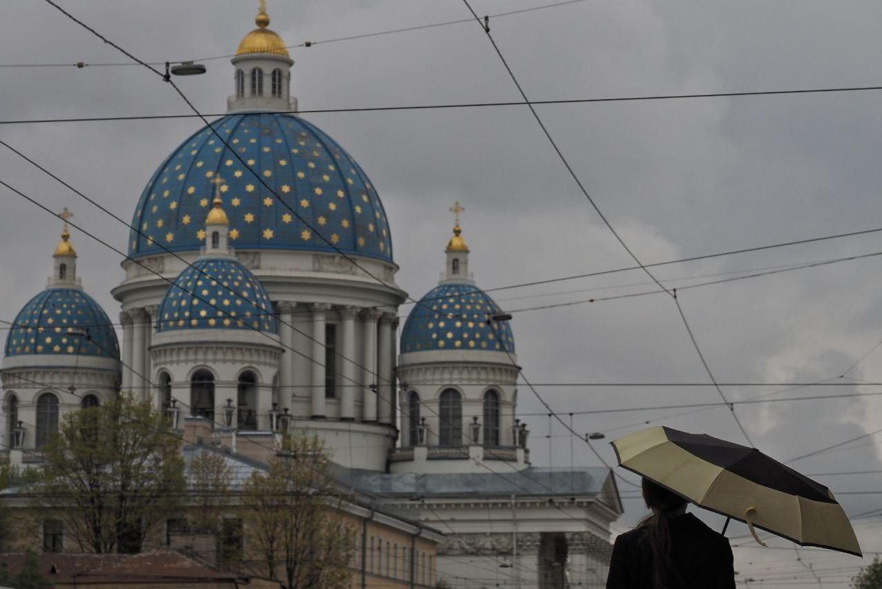 Петербург перевыполнил июньскую норму дождей. Впереди два сухих дня, но не спешите убирать зонты