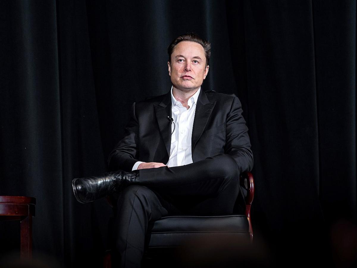 Триллион для Маска Tesla выдвинула условия Совет директоров Tesla предложил новый пакет оплаты который может превратить гендиректора Илона Маска в первого в мире триллионера Продолжить чтение Новости экономики и бизнеса Подписка
