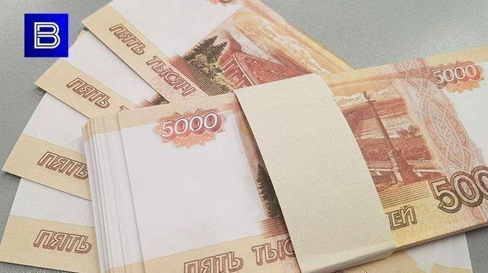 В Апатитах после проверки прокуратуры работникам вернули более миллиона рублей долга по зарплате По заявлению трех сотрудников организации прокуратура провела проверку, подтвердившую длительное отсутствие выплат зарплаты работникам. Общая сумма долга составила больше миллиона рублей, сообщили в надзорном ведомстве. В результате проведенных мероприятий работодатель погасил всю задолженность. Кроме того, потерпевшие должны получить компенсацию за моральный ущерб. Подпишись — Вести Мурман
