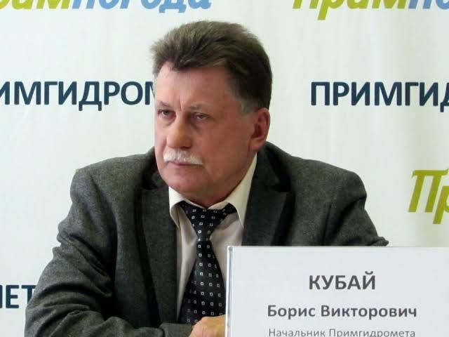 Лето в Приморье обещает быть напряжённым: синоптики предупреждают о паводках В мае над Приморьем складывается нестабильная атмосферная ситуация — привычный охотоморский антициклон отсутствует, что открывает путь активным циклонам и дождям. Главный синоптик края Борис Кубай отметил, что лето может оказаться насыщенным паводками и наводнениями из-за обилия осадков и тёплого субтропического воздуха, который продолжает поступать в регион. / Реклама СЕРТ НА 5000!