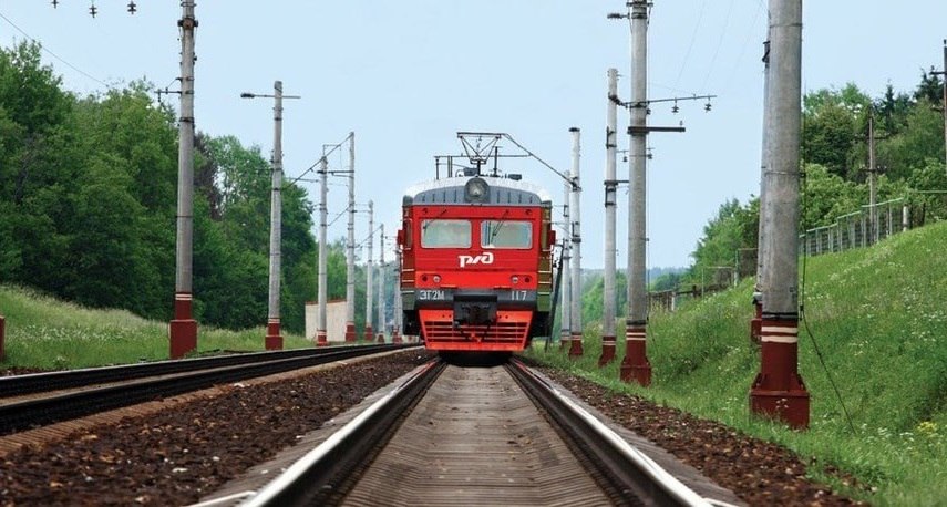Ростовская область готова к приему поездов из ЛНР и ДНР. Однако восстановление ж/д сообщения станет возможным только после завершения СВО и восстановления железнодорожной инфраструктуры Донбасса. Об этом сообщила замгубернатора Ростовской области - министр транспорта Алена Беликова. Прислать новость Подписаться
