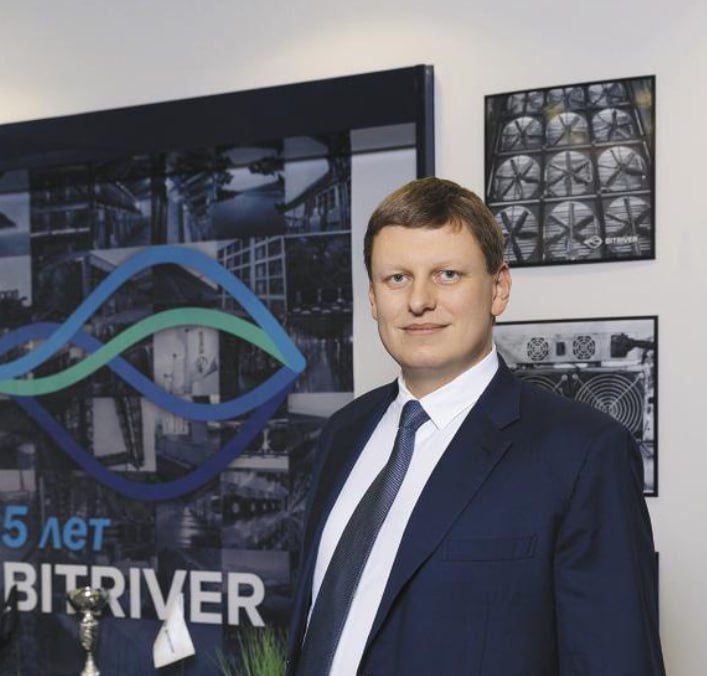 Главу крупнейшей в России майнинговой компании BitRiver Игоря Рунеца задержали в Ростове на Дону по делу о неуплате налогов Суд отправил его под домашний арест