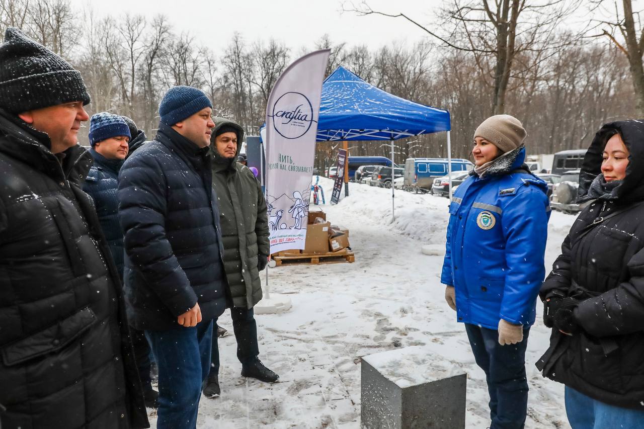 В Уфе в лесопарке имени Лесоводов прошла благотворительная акция «Ищу человека». Бездомным животным хотели помочь обрести любящих хозяев.   Отметим, власти решили проводить такие акции регулярно, в последнюю субботу каждого месяца.