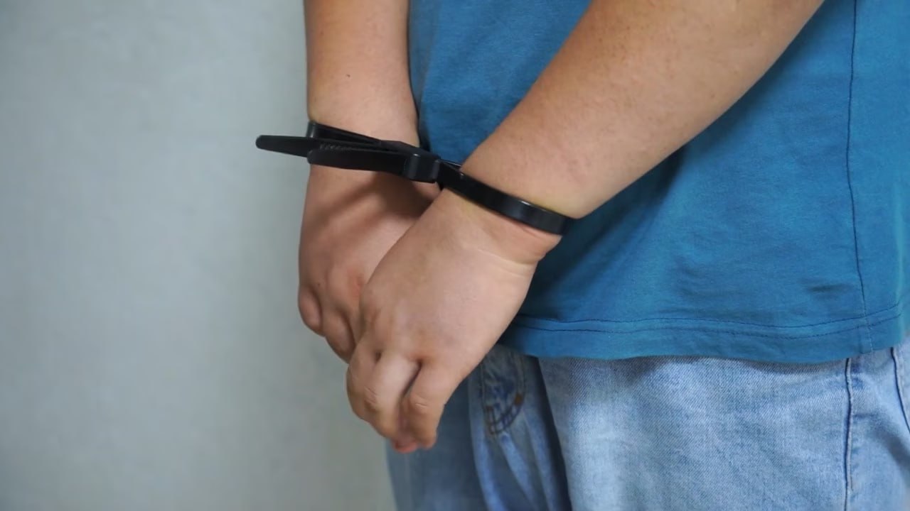 За три месяца в Узбекистане около тысячи молодых людей совершили наркопреступления В январе октябре выявлено 12 848 преступлений связанных с незаконным оборотом наркотиков предотвращено распространение более 2 7 тонны запрещённых веществ   uznews uz ru news 105340 uznews