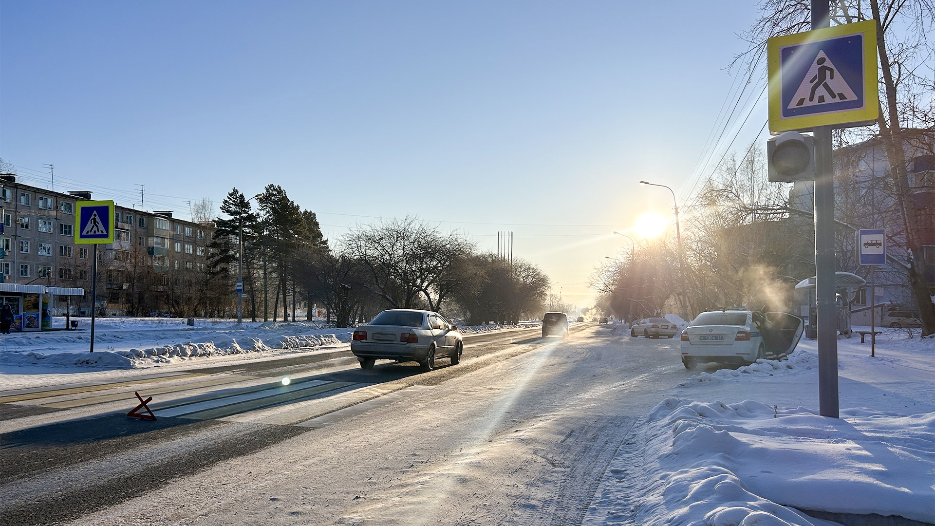 Сбитый на Интернациональном пешеход попал в больницу В ГАИ озвучили подробности утреннего наезда на Интернациональном По уточнённой информации пешеход 60 ти лет переходил дорогу по нерегулируемой зебре и был сбит Кариной под управлением 59 летнего водителя ехавшей со стороны Комсомольской По словам водителя его ослепило солнце Пострадавший доставлен в больницу Komcity в Телеграм и Max