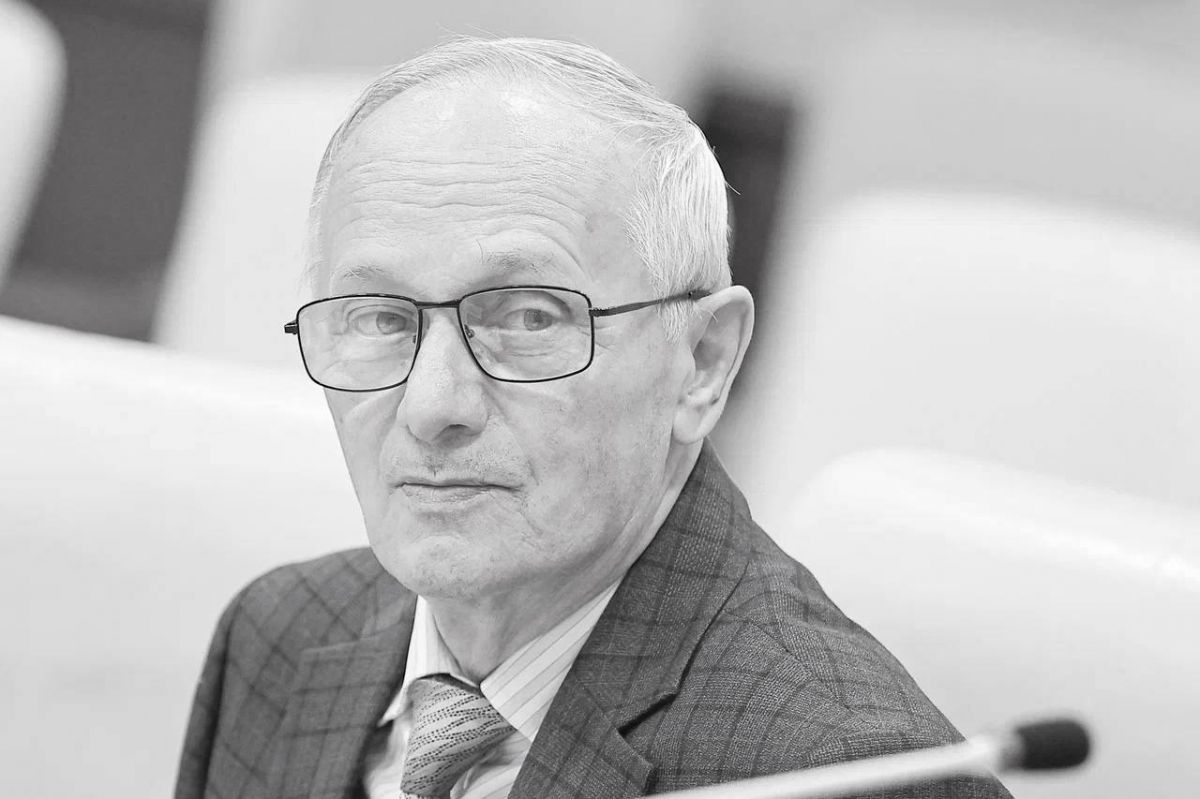 Скончался депутат свердловского заксобрания Евгений Букреев   ural business magazine online fn 1747077 html Депутат законодательного собрания Свердловской области от КПРФ Евгений Букреев скончался на 75 м году жизни Подписаться   Обратная связь