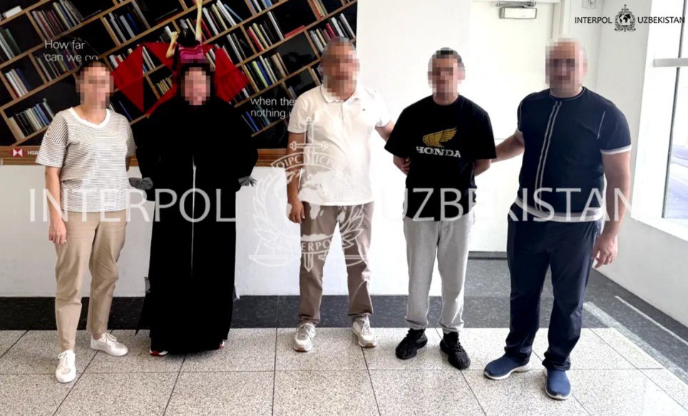 Из ОАЭ в Узбекистан доставили граждан разыскиваемых Интерполом   repost uz a tut uje sud Подписывайтесь на Repost