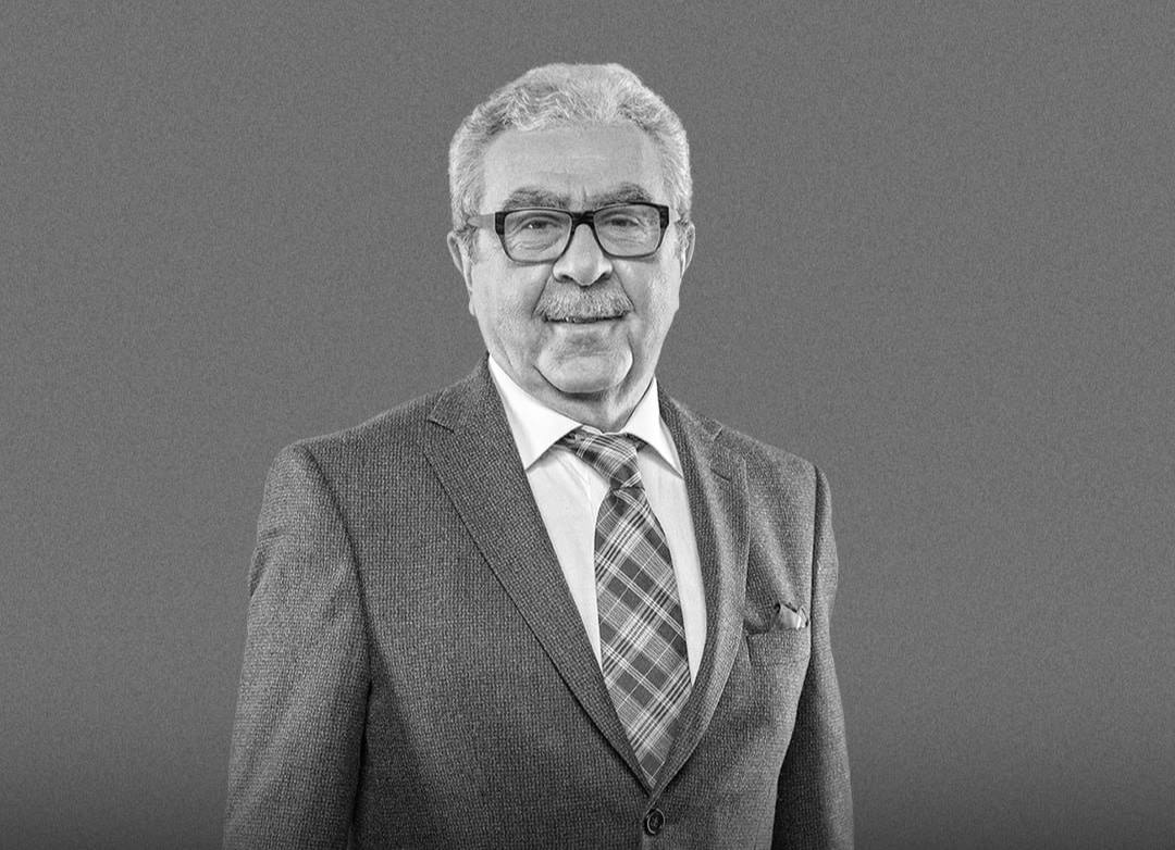 Умер спортивный комментатор Борис Скрипко, сообщил Матч ТВ. Ему было 78 лет. По данным источника ТАСС, причина – онкологическое заболевание. В последнее время комментатор находился в больнице. Скрипко комментировал соревнования на 11 Олимпиадах, в том числе на Играх 1980 года в Москве. В последние годы он работал на телеканале Матч ТВ и комментировал боксерские поединки. Картина дня — в телеграм-канале РБК