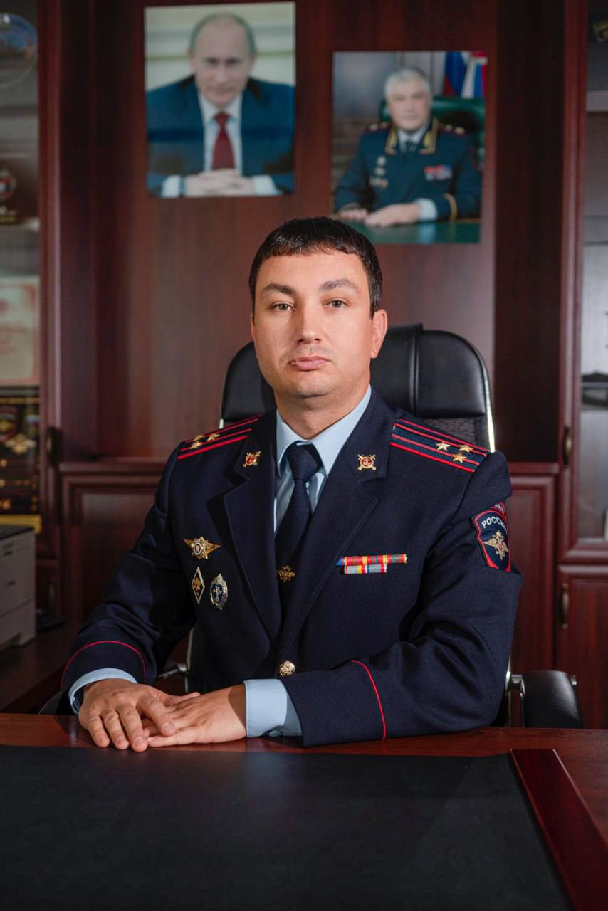Начальник полиции города Волжского ушел служить в Главк Дмитрий Дегтярев возглавлял Управление МВД России по городу Волжскому с августа 2023 года Сегодня 17 сентября полковник Дмитрий Анатольевич был представлен личному составу Теперь он возглавляет Управление экономической безопасности и противодействия коррупции регионального Главка МВД