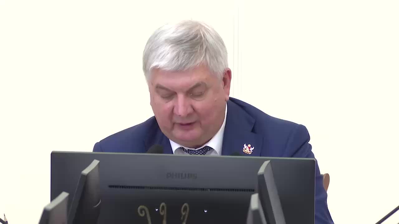 Губернатор Воронежской области подчеркивает важность поддержки аграриев в условиях экономической нестабильности