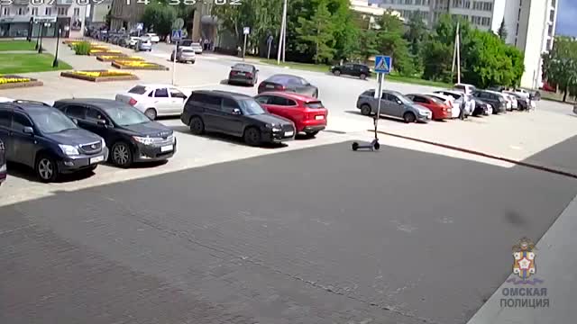 Конфликт на парковке в Омске: водители использовали перцовые баллончики