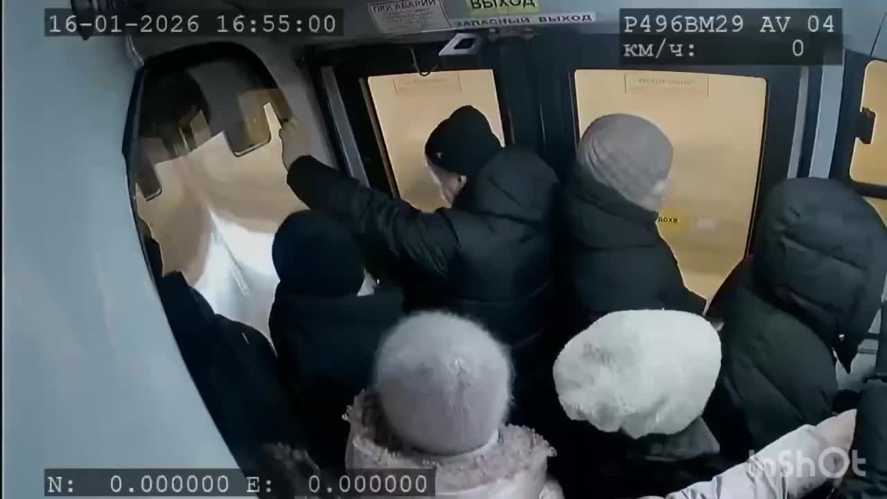 В Ялте пассажир напал на водителя автобуса после просьбы уступить место