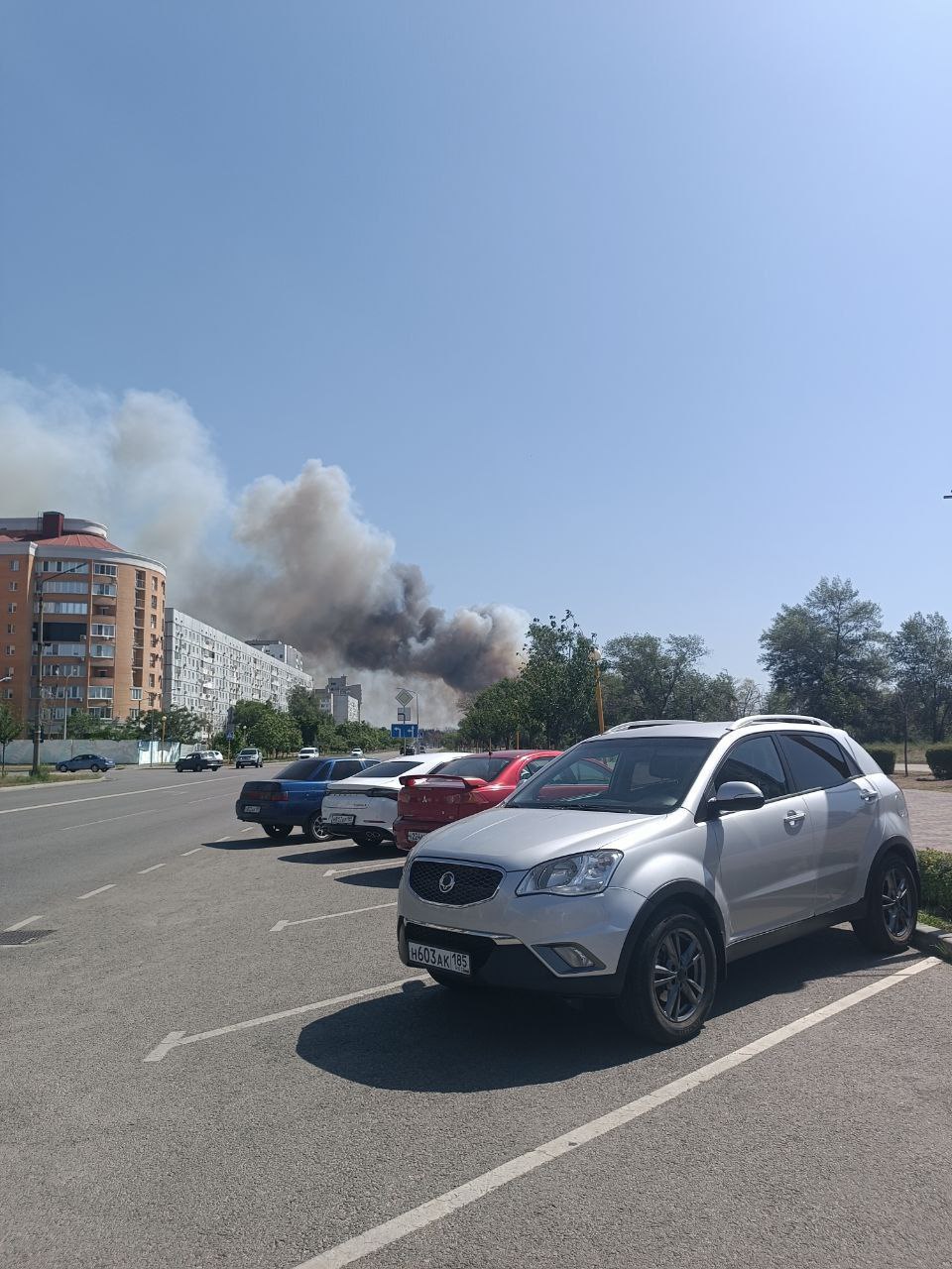 В Энергодаре горит сухая растительность. В Энергодаре в районе ул. Набережная за каналом горит сухая растительность, сообщил глава города Максим Пухов. Силы МЧС России уже на месте и ликвидируют горение. ЗАПОРОЖСКИЙ ТЕЛЕГРАФ