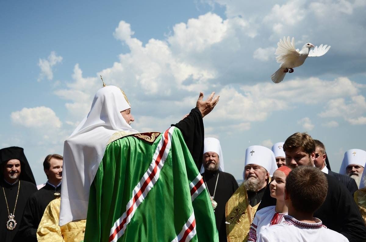 С ума сойти- Венгрия добилась исключения из списка санкций ЕС Патриарха Кирилла.