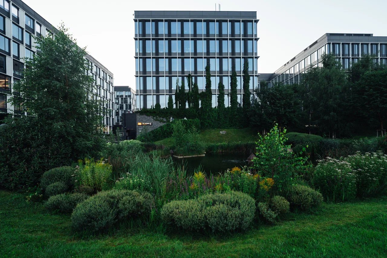 cre news ВСК переезжает в Comcity Страховой дом ВСК арендовал 1 713 кв м офисных площадей в корпусе Браво офисного парка Comcity Консультантом сделки выступила консалтинговая компания Remain Подробнее cre ru news 100936