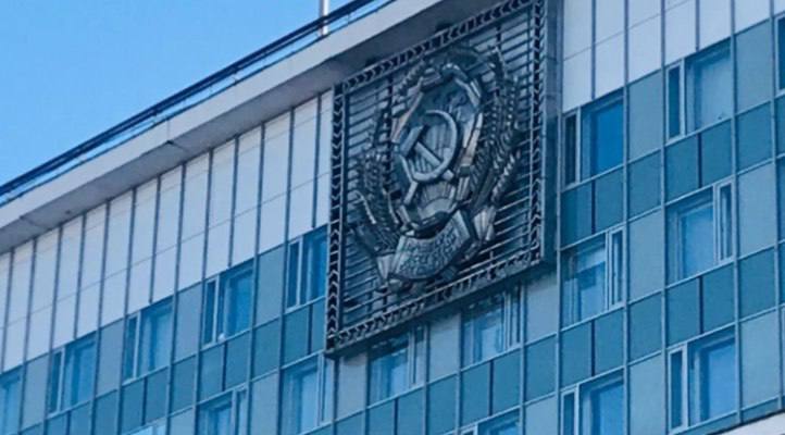 Пермская дума утвердила новую схему избирательных округов Депутаты Пермской городской думы единогласно утвердили обновленную схему одномандатных избирательных округов к единому дню голосования 2026 года Об этом сообщает пресс служба избирательной комиссии Пермского края В соответствии с Уставом Пермского края и регионального закона О выборах депутатов Законодательного Собрания Пермского края 14 депутатов будут избираться по пропорциональной системе еще 22 по одномандатным округам Новая схема была внесена в думу в декабре 2025 года территориальной избирательной комиссией Дзержинского района в связи с истечением десятилетнего срока действия предыдущей rbc perm