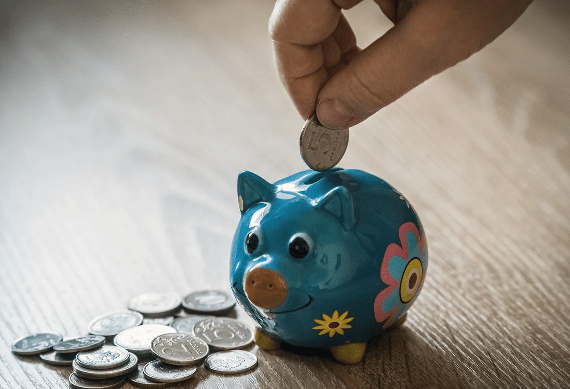 Новости вторника В 2025 году россияне направили на сбережения 18 46 трлн рублей около 14 1 доходов максимум с 2013 года следует из данных Росстата Минцифры и операторы обсуждают выделение частот 5G без аукциона при условии покрытия городов миллионников к 2031 году узнал Ъ Средняя сумма которую мошенникам удаётся списать со счета жертвы за одну атаку составляет около 20 тысяч рублей рассказали в банках Количество гостей в российских отелях по итогам 2025 года увеличилось на 4 1 год к году до 89 05 млн vc ru money 2742006