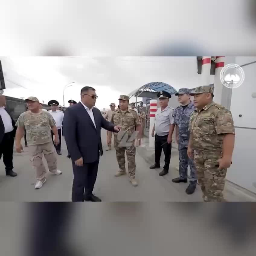 Камчыбек Ташиев отчитался о борьбе с коррупцией на КПП «Достук»
