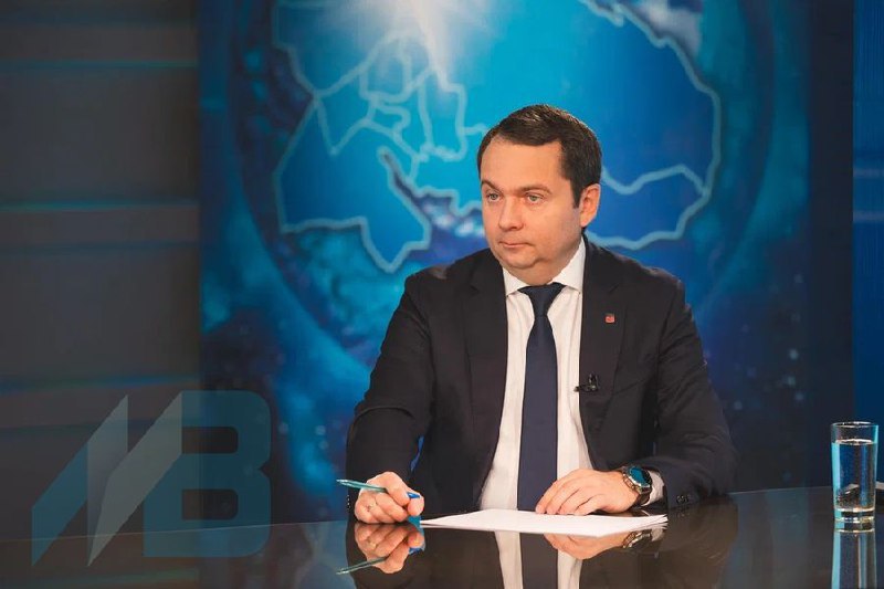 Мурманский Вестник новости Компенсация за наем жилья медработникам будет сохранена Такую информацию озвучил на прямой линии губернатор Андрей Чибис отвечая на поступивший вопрос Мы это исправим в ближайшее время Также за задержки выплат будут сурово наказаны виновные Компенсация будет восстановлена Но надо проработать вопрос того что компенсация должна предоставляться тем у кого нет жилья в городе Таким или муниципальное жилье или компенсация Эти правила будут действовать постоянно сказал глава региона