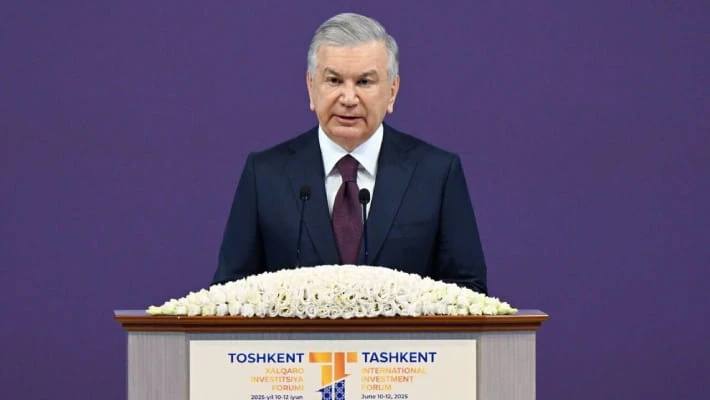 «Наши недра оцениваются в 3 триллиона долларов» — Шавкат Мирзиёев На Ташкентском международном инвестиционном форуме президент Узбекистана призвал зарубежных партнёров активнее инвестировать в минеральные ресурсы страны. Для инвесторов, которые создадут полную цепочку — от геологоразведки до выпуска готовой продукции, — предусмотрен возврат рентного налога на 10 лет. Недра есть — осталось вложиться и заработать. .uz Подписаться