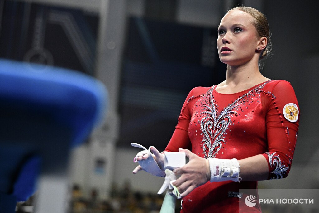 Ангелина Мельникова выступит на этапе Кубка мира в Хорватии   Кроме олимпийской чемпионки, на турнире в Осиеке выступят еще шесть гимнастов: Кирилл Прокопьев, Владислав Поляшов, Илья Заика, Григорий Климентьев, Алена Глотова и Злата Осокина.