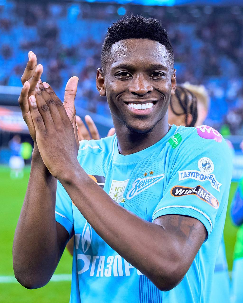 Луис Энрике вызван в сборную Бразилии Главный тренер Карло Анчелотти определил список игроков приглашенных на ноябрьский сбор Сборная Бразилии проведет два товарищеских матча в Европе 15 ноября сыграет в Лондоне с Сенегалом 18 ноября встретится в Лилле с Тунисом На счету Луиса Энрике девять игр в футболке национальной команды в которых он отметился двумя голами и двумя результативными передачами