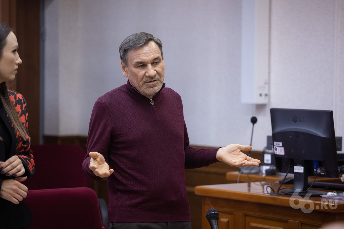 Прокуратура изъяла активы экс депутата Госдумы Малика Гайсина на 1 млрд рублей Ведомство требовало передать в доход государства 100 долей организаций Корона Тэхет и Индра М владеющих более 300 участками земли стоимостью свыше 1 млрд рублей Кировский районный суд удовлетворил иск По версии следствия Гайсин в 1996 2000 годы лично и через доверенных лиц незаконно управлял компаниями Он использовал финансовые инструменты тайно владел ими получая прибыль и развивая бизнес Активы организаций сформировали из имущества ранее конфискованного Генпрокуратурой у других юрлиц за коррупционный доход считает следствие   Новости из Екатеринбурга