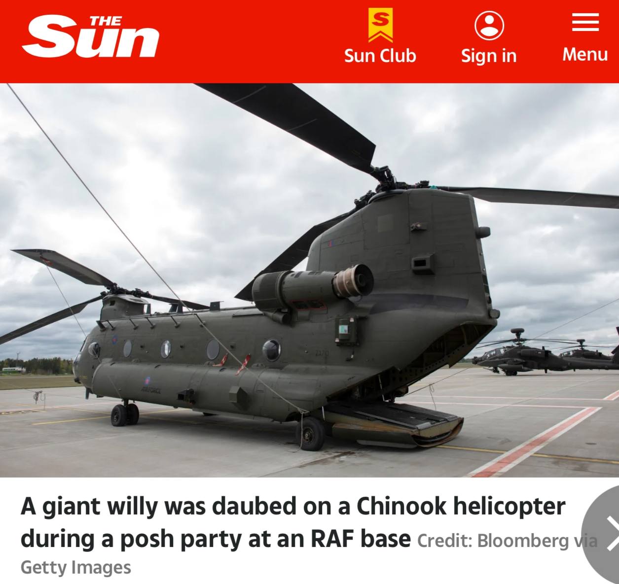 Огромный пенис нарисовали на вертолёте во время пьяной вечеринки на базе ВВС Британии Предположительно это сделал гость на торжественном мероприятии по случаю столетия авиаэскадрильи Оксфордского университета пишет The Sun Пока рисунок стирали вертолёт два дня не использовался Подписаться на RT ТГ Зеркало MAX