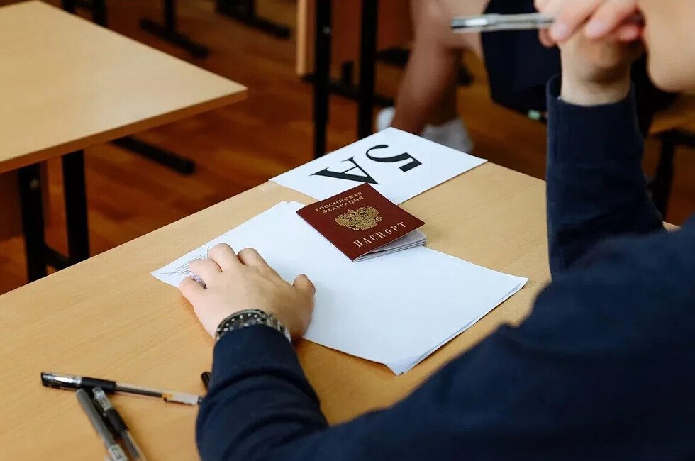 Срок действия результатов ЕГЭ «заморозят» для участников СВО В соответствии с законом результаты ЕГЭ действительны четыре года после сдачи экзамена. Теперь этот срок будет приостановлен для бойцов, которые выполняют задачи СВО на территориях Украины, Донбасса и Новороссии, а также отражают вооруженное вторжение на территорию РФ в приграничных районах. Фото: Минобрнауки РФ Читать полностью Подписаться
