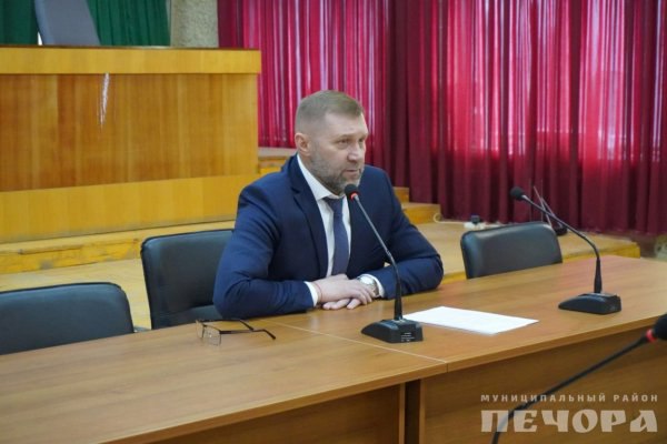 Мэр Печоры Олег Шутов извинился за эмоциональную фразу про скулеж тренеров Тренеры заслуживают достойной оплаты и это бесспорно Вопрос взят на контроль Оптимальное решение мы все вместе обязательно найдем в рамках правового поля заключил О Шутов   komiinform ru news 291426