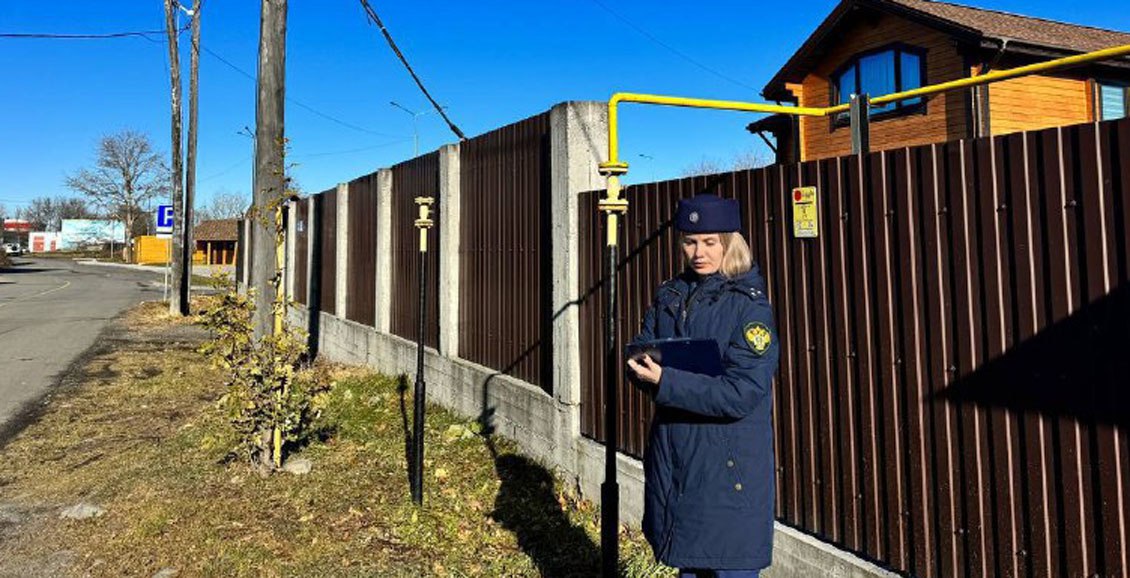 Газпром сорвал газовое подключение жителю Камчатки Елизовская прокуратура оштрафовала газовую компанию на 600 тысяч рублей Предприятие нарушило условие договора перед елизовчанином Нажмите для подробностей   kam24 ru news main 20251030 122208 html utm source telegram utm medium messenger