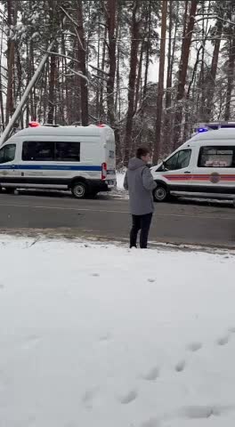 Четыре человека, включая двоих детей, пострадали в ДТП с автобусом на Ильинском шоссе в Подмосковье