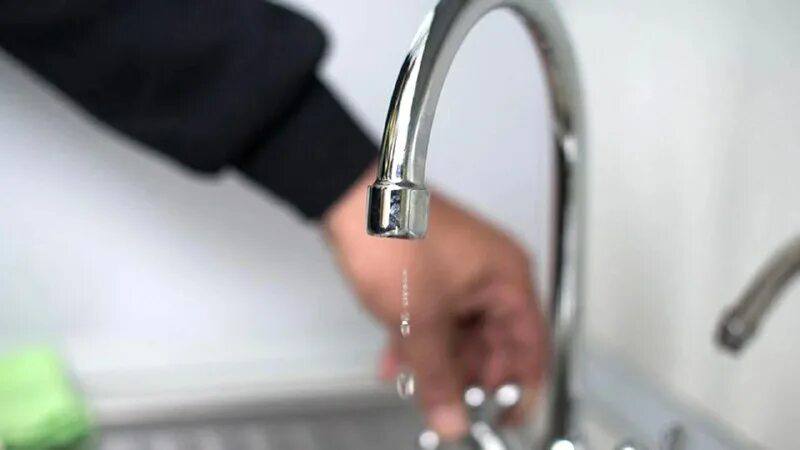‼ На Новом Мелитополе и Микрорайоне низкое давление в сетях водоснабжения В ГУП «Вода Запорожье» сообщают, что отсутствует водоснабжение и низкое давление в сети в некоторых районах Мелитополя. Проблемы с водой наблюдаются: Микрорайон; Новый Мелитополь; Юровка; часть домов на пр-т Б. Хмельницкого и ул. Кирова; В предприятии сообщают, что специалисты уже работают над восстановлением водоснабжения.