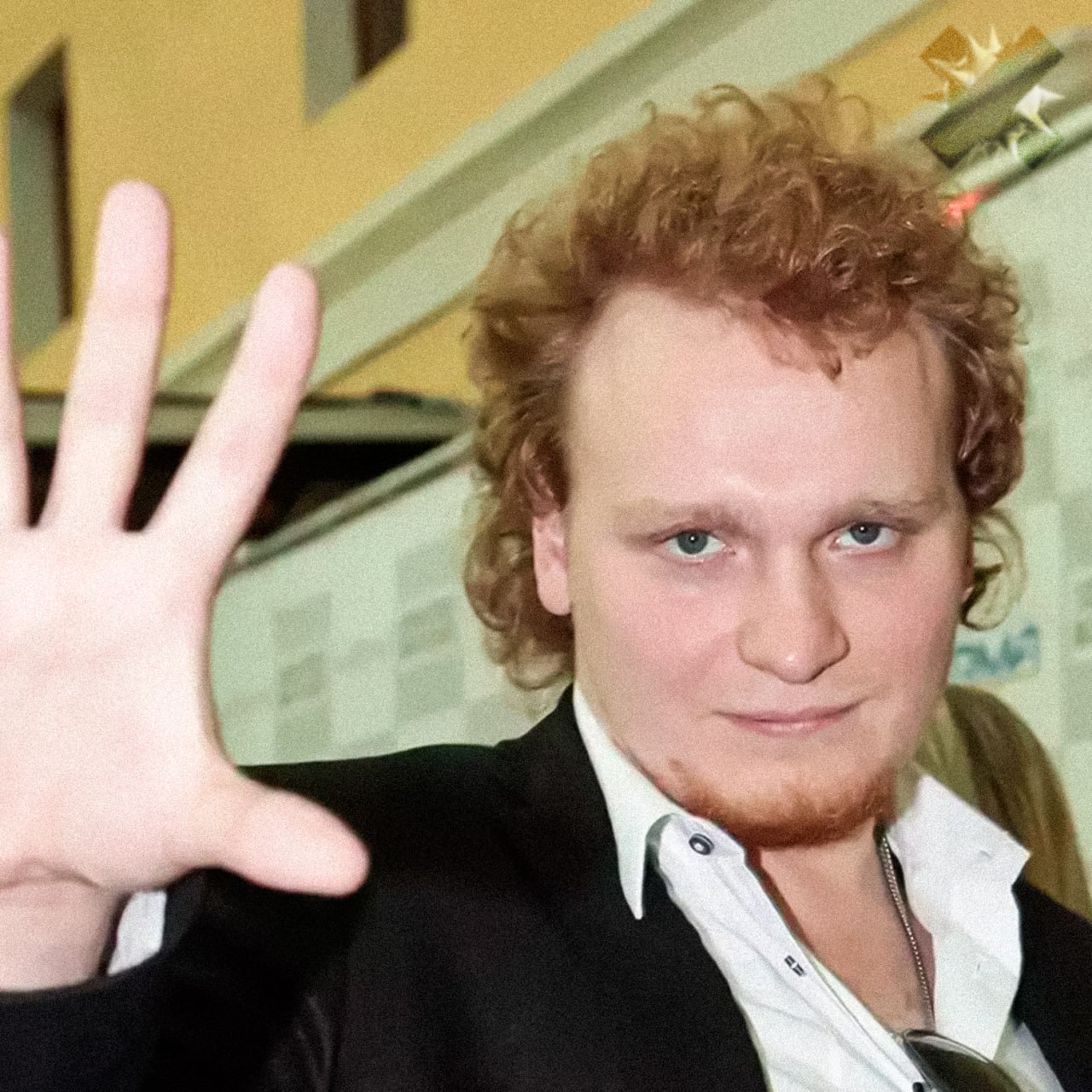 Сергей Сафронов заявил что экстрасенсов не существует Бывший участник и исследователь шоу Битва экстрасенсов уверен все участники актеры По его словам он проверял их способности и ни один экстрасенс не заметил что у него была вторая стадия рака а я верил а да ты чеееее круто спасибо мы не знали НМШ