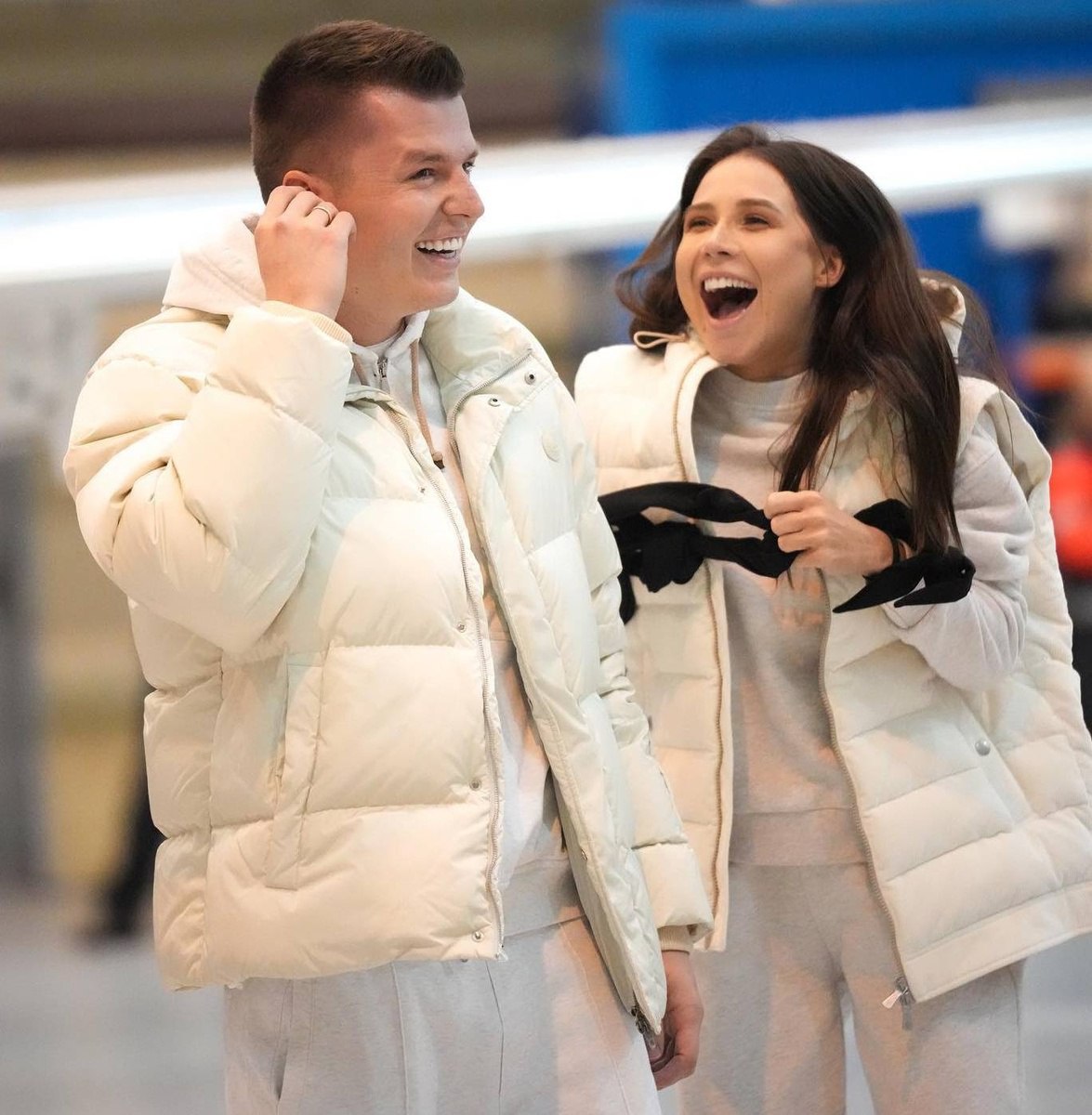 Блогер Лерчек беременна четвертым ребенком справку уже подшили к уголовному делу У Валерии Чекалиной находящейся под домашним арестом по делу о выводе за границу более 250 млн рублей будет четвертый ребенок пишет РИА Новости со ссылкой на близкого к семье блогера Гагаринский суд готовится назначить дату слушаний по делу Валерии и Артема Чекалиных которых обвиняют в незаконных валютных операциях при продаже фитнес марафонов Подпишитесь на Абзац TG VK Дзен MAX Rutube