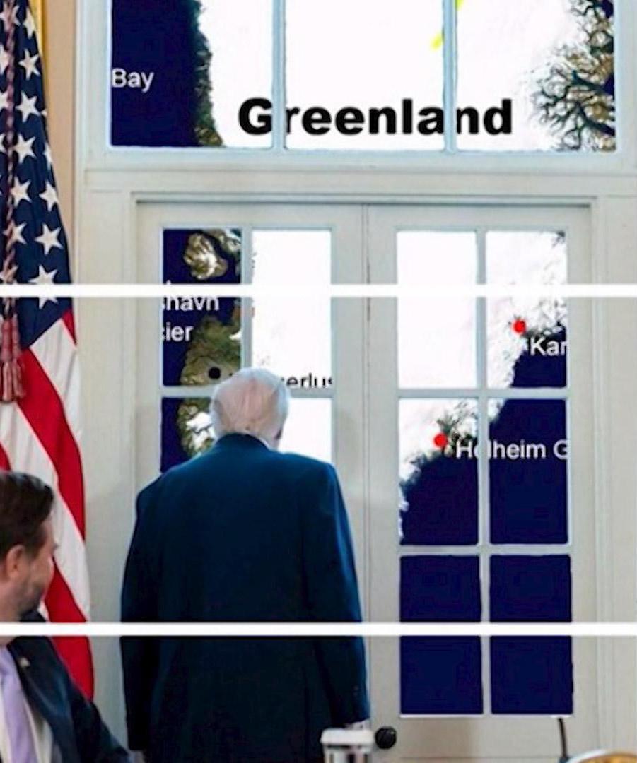 Сотрудники Белого дома создали картинку на которой Трамп смотрит в окно на Гренландию Пользователям предложили следить за ситуацией БайБайден в МАХ