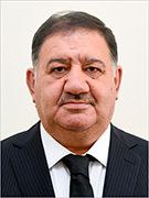 Генпрокуратура подала антикоррупционный иск к члену комиссии по контролю за достоверностью сведений о доходах парламента Дагестана Муртузали Муртузалиеву его гражданской супруге Жанете Азизовой и ее дяде предпринимателю Шихкериму Рагимову сообщает РБК Ведомство требует изъять имущество оцененное в 850 млн рублей Сообщается что в результате проверки Генпрокуратуры совместно с прокуратурой Дагестана стало известно что депутат и его близкие совершили сделки по покупке имущества на сумму превышающую их законный доход Установлено что с 2006 по 2023 год Муртузалиев получил доход в 26 млн рублей от работы депутатом и в казенном учреждении Дагестанавтодор а его гражданская супруга Жанета Азизова 29 3 млн рублей При этом депутат приобрел имущество на сумму не менее 376 млн рублей в настоящее время рыночная стоимость оценивается в 850 млн рублей Муртузалиев оформлял имущество не только на себя но и на своих близких чтобы иметь возможность его не декларировать Генпрокуратура просит суд обратить в доход государства фактически принадлежащее Муртузалиеву имущество восемь земельных участков пять домов две квартиры и три нежилых здания в Москве Московской области Махачкале и Изербаше а также автомобиль Lexus LX570 Среди этого имущества особняк в элитной подмосковной деревне Жуковка на Рублево Успенском шоссе а также имение в курортном поселке Приморский в Дагестане В 2015 году Муртузалиев оформил на своего сына Мурада жилой дом и земельный участок площадью 725 кв метров в Махачкале С 2016 по 2017 год на этом участке было построено офисное шестиэтажное здание площадью более 2000 кв метров за 111 1 млн рублей По данным ведомства в 2019 году между сыном депутата и родным братом отца Азизовой Шихкеримом Рагимовым была оформлена фиктивная сделка купли продажи на 800 тыс рублей Таким образом имущество было переписано на Рагимова чей доход по данным ФНС с 2005 по 2021 год составил всего 150 тыс рублей В среду 19 ноября в Дорогомиловском суде прошла беседа в рамках предварительной подготовки к слушанию На заседании присутствовал представитель Азизовой Заседание по иску пройдет 19 декабря