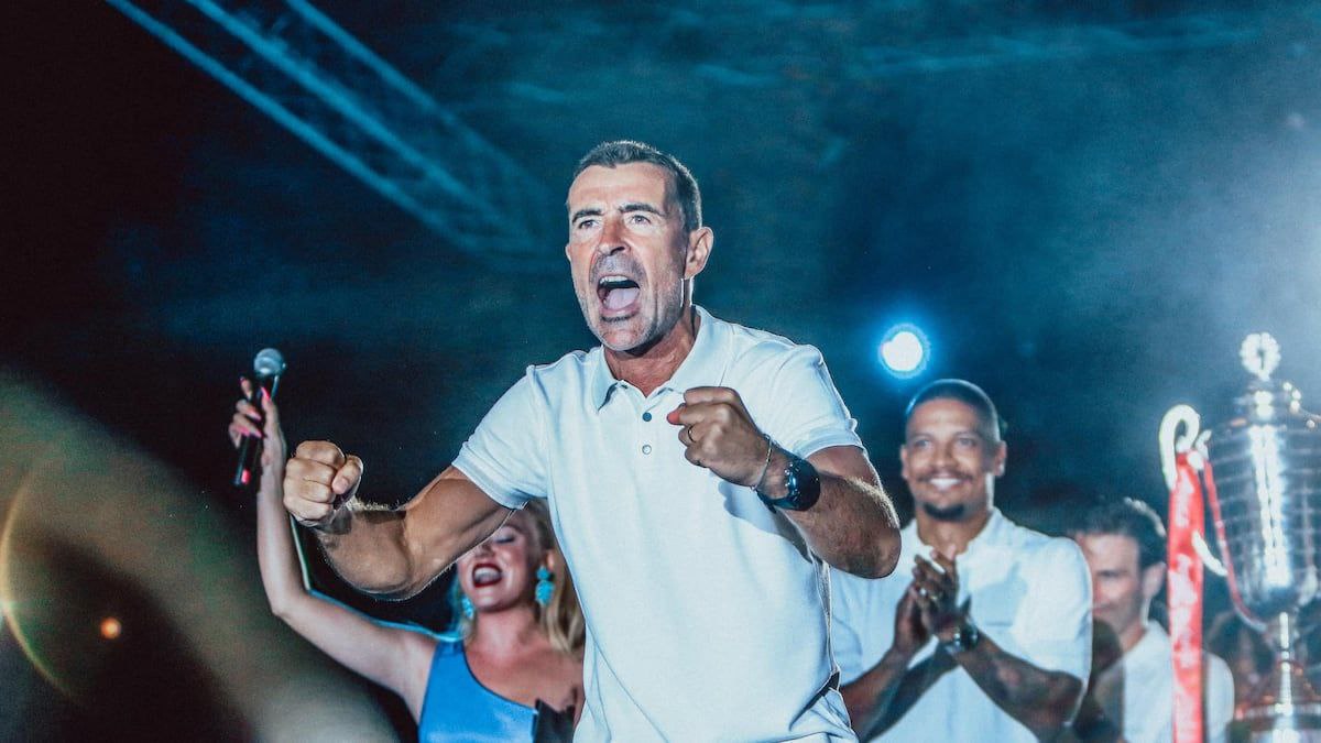 СМИ ХУАН КАРСЕДО ПОДПИШЕТ С МОСКОВСКИМ СПАРТАКОМ КОНТРАКТ ДО ЛЕТА 2028 ГО ГОДА Испанский специалист Хуан Карлос Карседо подпишет контракт с московским Спартаком рассчитанный на два с половиной года утверждает авторитетное испанское интернет издание Marca Ранее телеграм канал Дай Ударить сообщил что руководство красно белых рассчитывает включить исполняющего обязанности главного тренера команды Вадима Романова в тренерский штаб Карседо