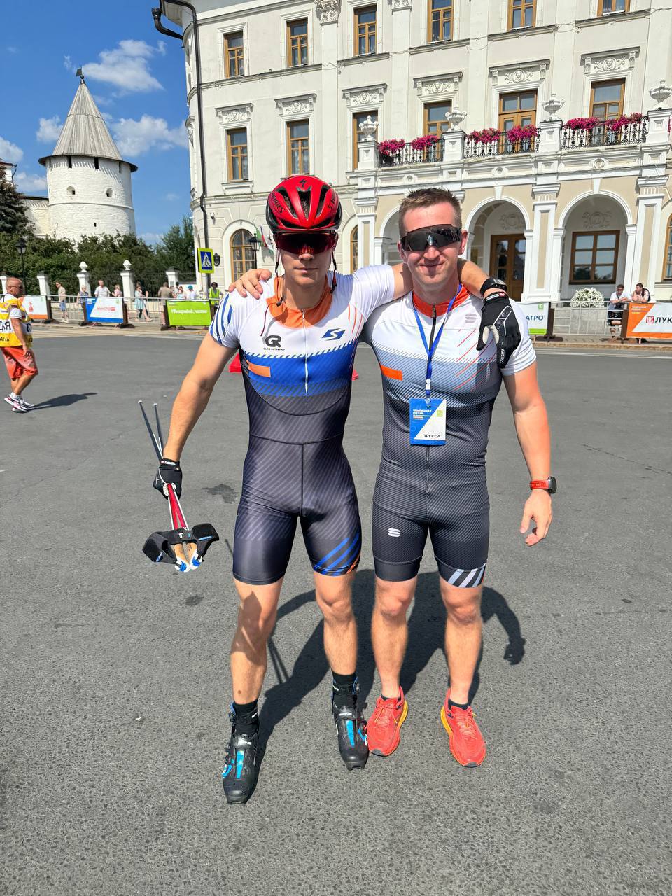 Золото на чемпионате России по лыжероллерами принес Ленобласти Иван Жилинский. Кроме золота Иван Жилинского, завоевал серебро для Ленобласти Павел Макаров. Поздравления спортсменам от Правительства Ленинградской области: «Ваши достижения — отличный подарок к Дню рождения региона. Ленинградцы гордятся вами!». Иван Жилинский — Призер Чемпионата Мира, Неоднократный призер Кубков Мира, Неоднократный Чемпион и призер Чемпионатов России, неоднократный победитель Кубков России, Руководитель проекта «Развитие лыжных гонок Ленинградской области». Павел Макаров — Чемпион Мира, призер Кубков Мира, призер Кубка России, победитель Первенства России.