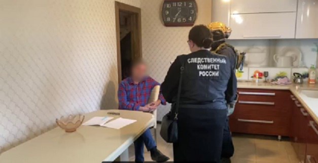 Главу и председателя Совета народных депутатов Должанского района заподозрили в похищении государственной земли Возбуждено уголовное дело в отношении главы Должанского района и председателя Совета народных депутатов Должанского района, которые подозреваются в совершении преступления, предусмотренного ч. 4 ст. 159 УК РФ мошенничество в особо крупном размере .