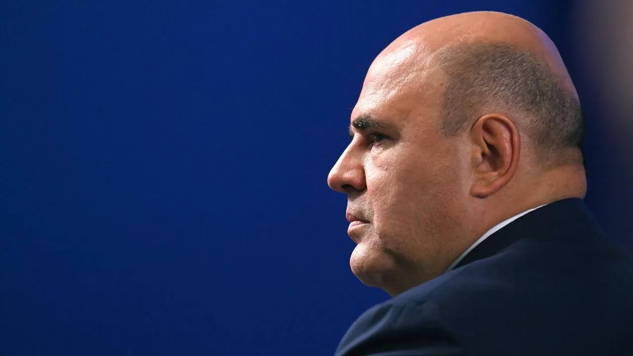 Премьер министра России Михаила Мишустина ждут сегодня в Калужской области Глава правительства вместе с губернатором Владиславом Шапшой посетит одно из учебных заведений выступит с торжественной речью посвященной празднику и лично поздравит школьников их родителей и педагогический коллектив с началом нового учебного года Все подробности визита обязательно будут в ES канале ES канал Подписаться